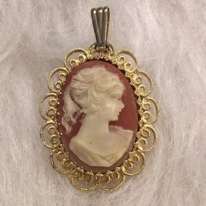 Necklace Cameo with watch insert